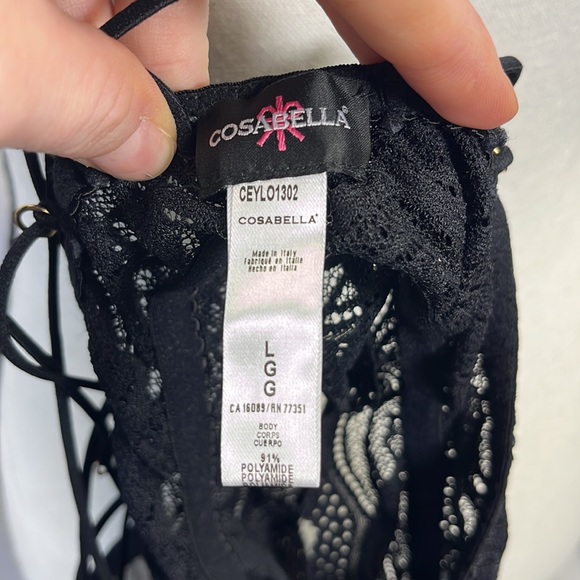 Cosabella Ceylon Italian Black Lace Criss Cross Strappy V Neck Bralette, Large - Picture 5 of 6
